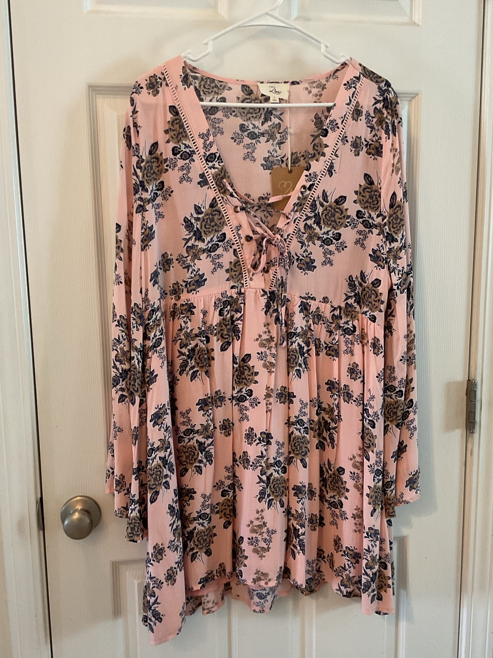 Love NWT Boho Floral Mult-Colored Large Mini Dress